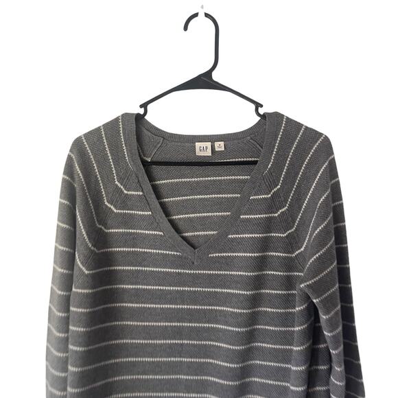 GAP Women Medium Grey Merino Wool Blend V Neck Striped Long Sleeve Sweater - Picture 2 of 8